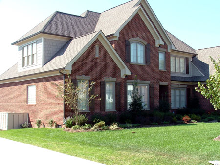 Tan Arches with Colonial Brick