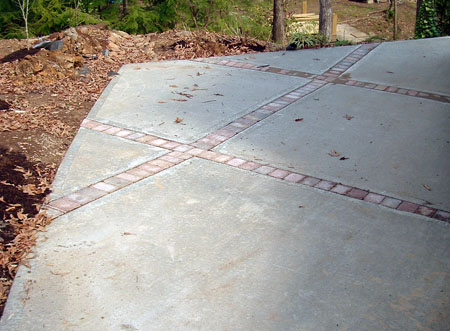 Driveway with Paver Inlays